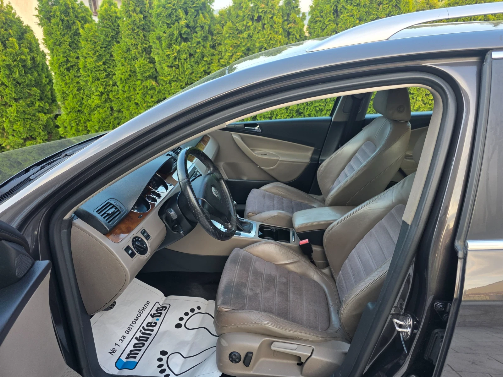 VW Passat 2.0 TDI НАПЪЛНО ОБСЛУЖЕН , снимка 13 - Автомобили и джипове - 55656946