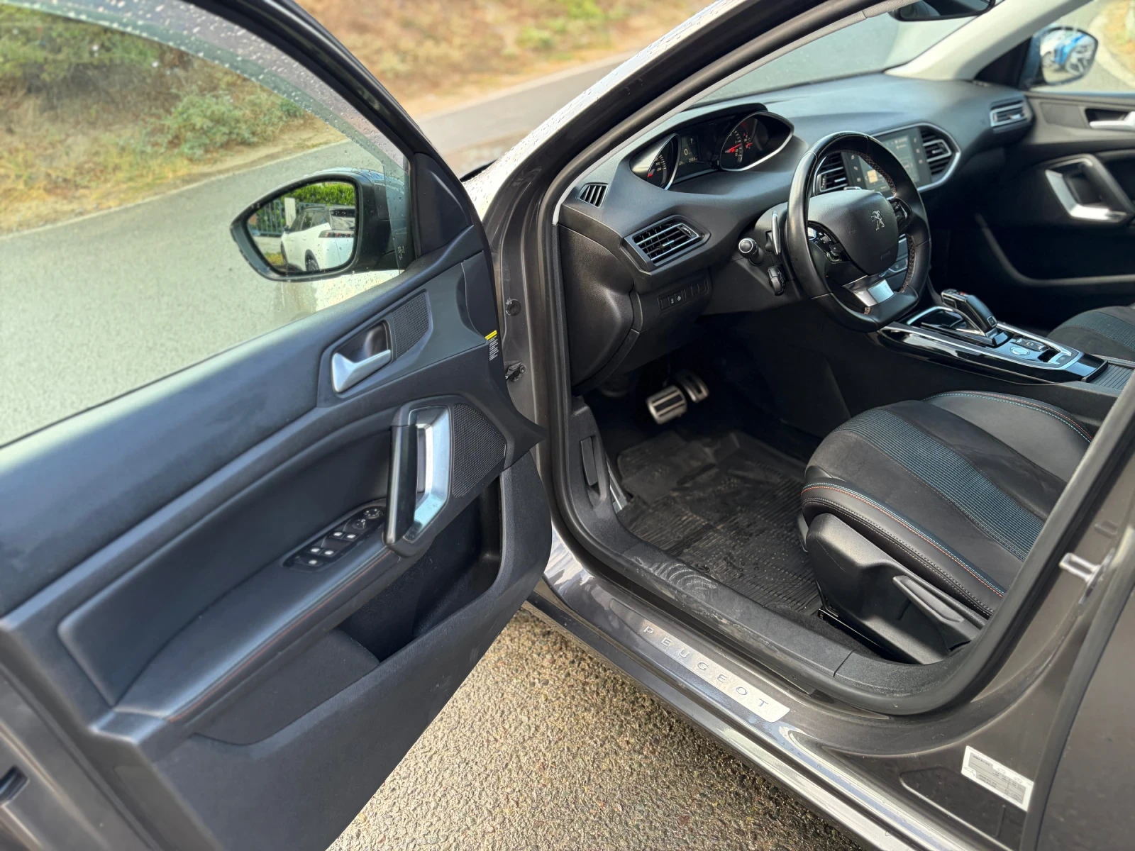 Peugeot 308, снимка 11 - Автомобили и джипове - 55989393