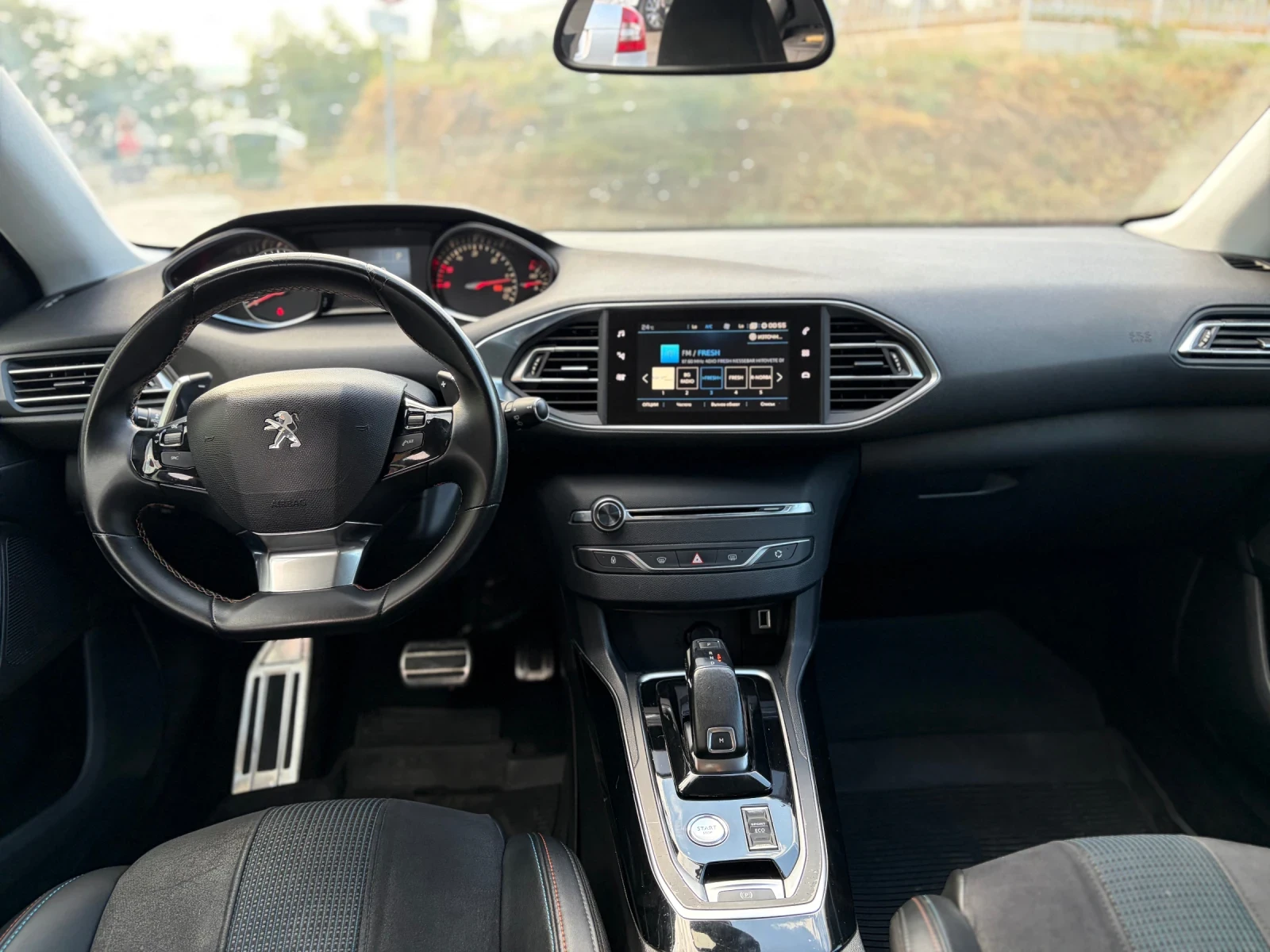 Peugeot 308, снимка 13 - Автомобили и джипове - 55989393