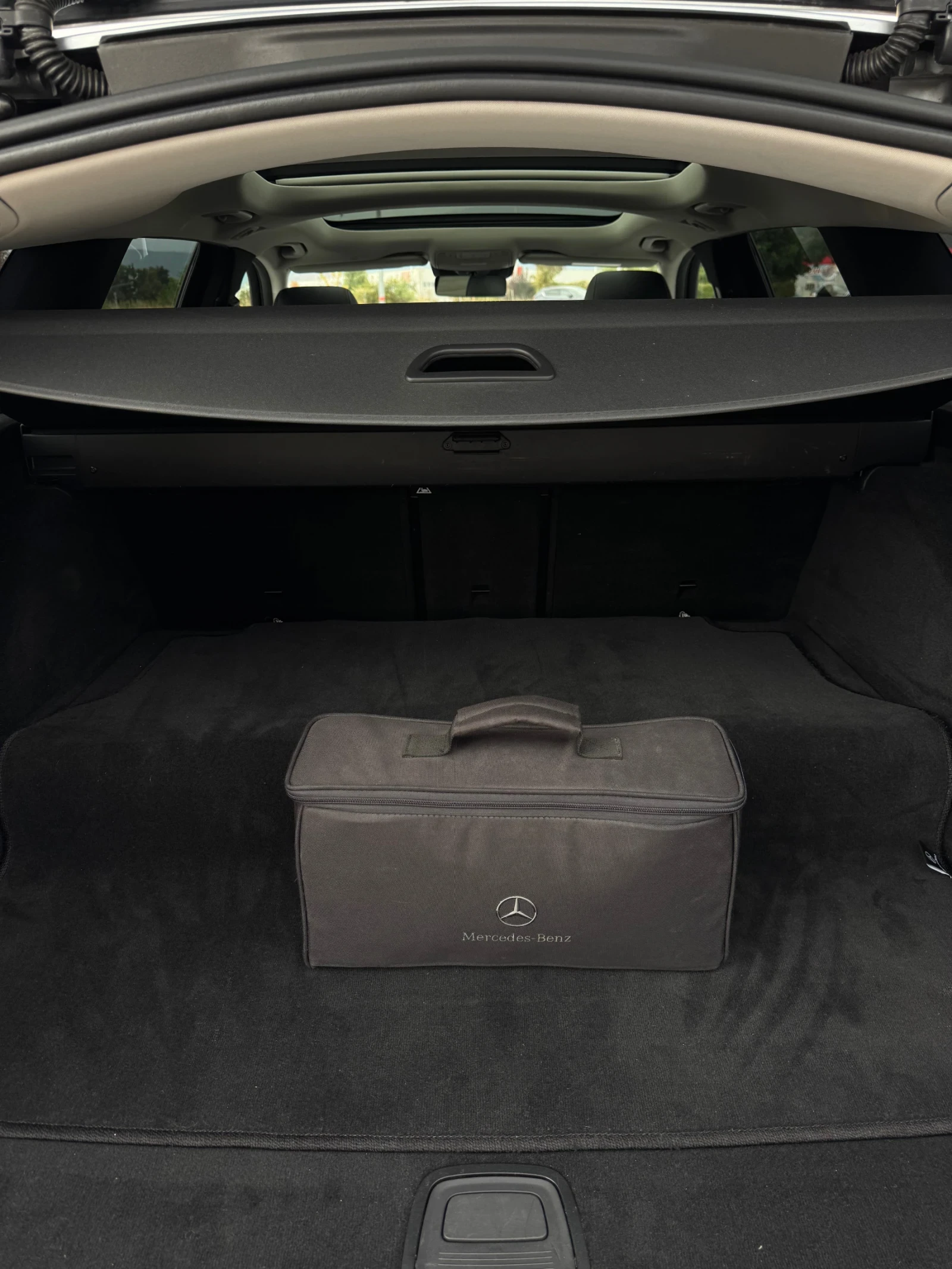 Mercedes-Benz E 300 de Avantgard Burmester, снимка 5 - Автомобили и джипове - 56451270