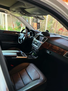 Mercedes-Benz GL 550 4.7Biturbo, снимка 10