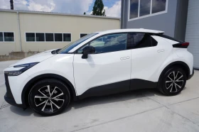 Toyota C-HR 2.0i Plug-in Hybrid 223KC, 20.000km!! КАТО НОВ!, снимка 2
