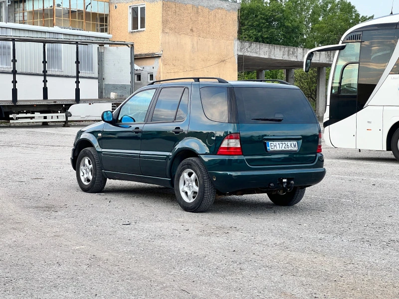 Mercedes-Benz ML 230 Газ-бензин, снимка 4 - Автомобили и джипове - 47608293