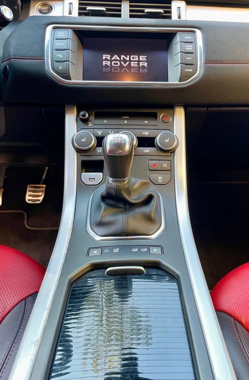 Land Rover Range Rover Evoque 4х4, снимка 11 - Автомобили и джипове - 51535664
