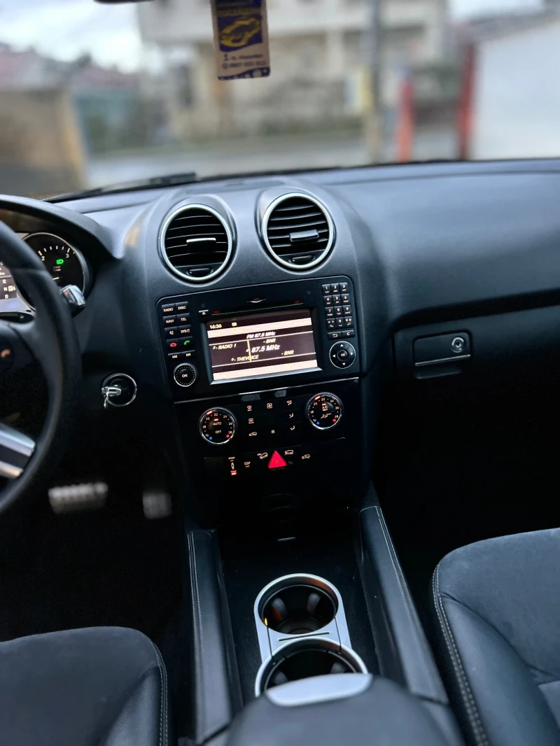 Mercedes-Benz ML 350, снимка 12 - Автомобили и джипове - 52739815