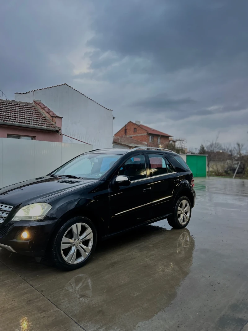 Mercedes-Benz ML 350, снимка 4 - Автомобили и джипове - 52739815