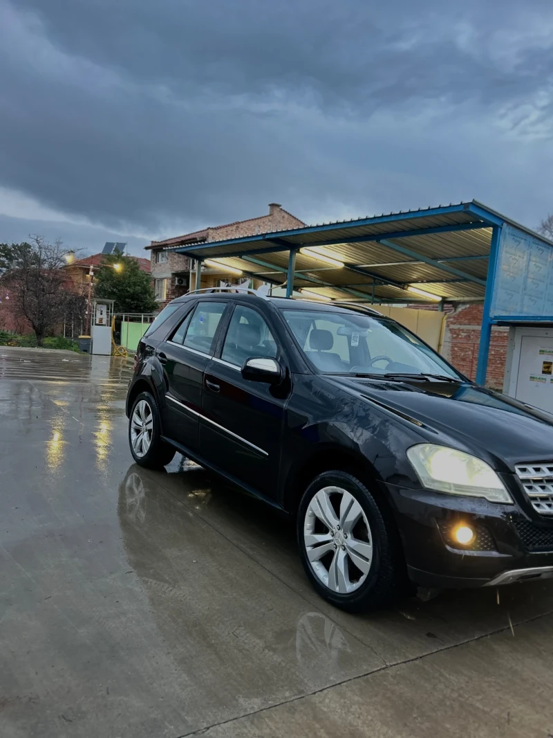 Mercedes-Benz ML 350, снимка 3 - Автомобили и джипове - 52739815