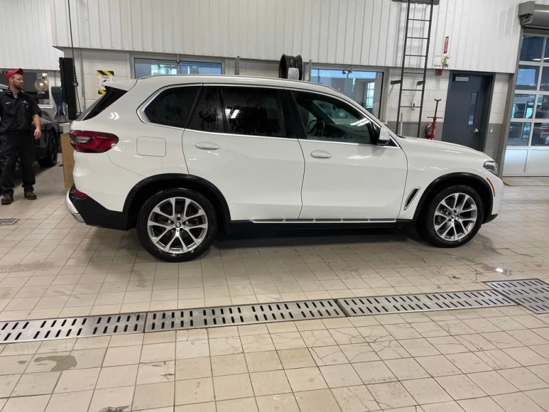 BMW X5 xDrive40i| CARFAX| ДВА КЛЮЧА| ПОДГРЕВИ| ШИБЕДАХ , снимка 5 - Автомобили и джипове - 53460515