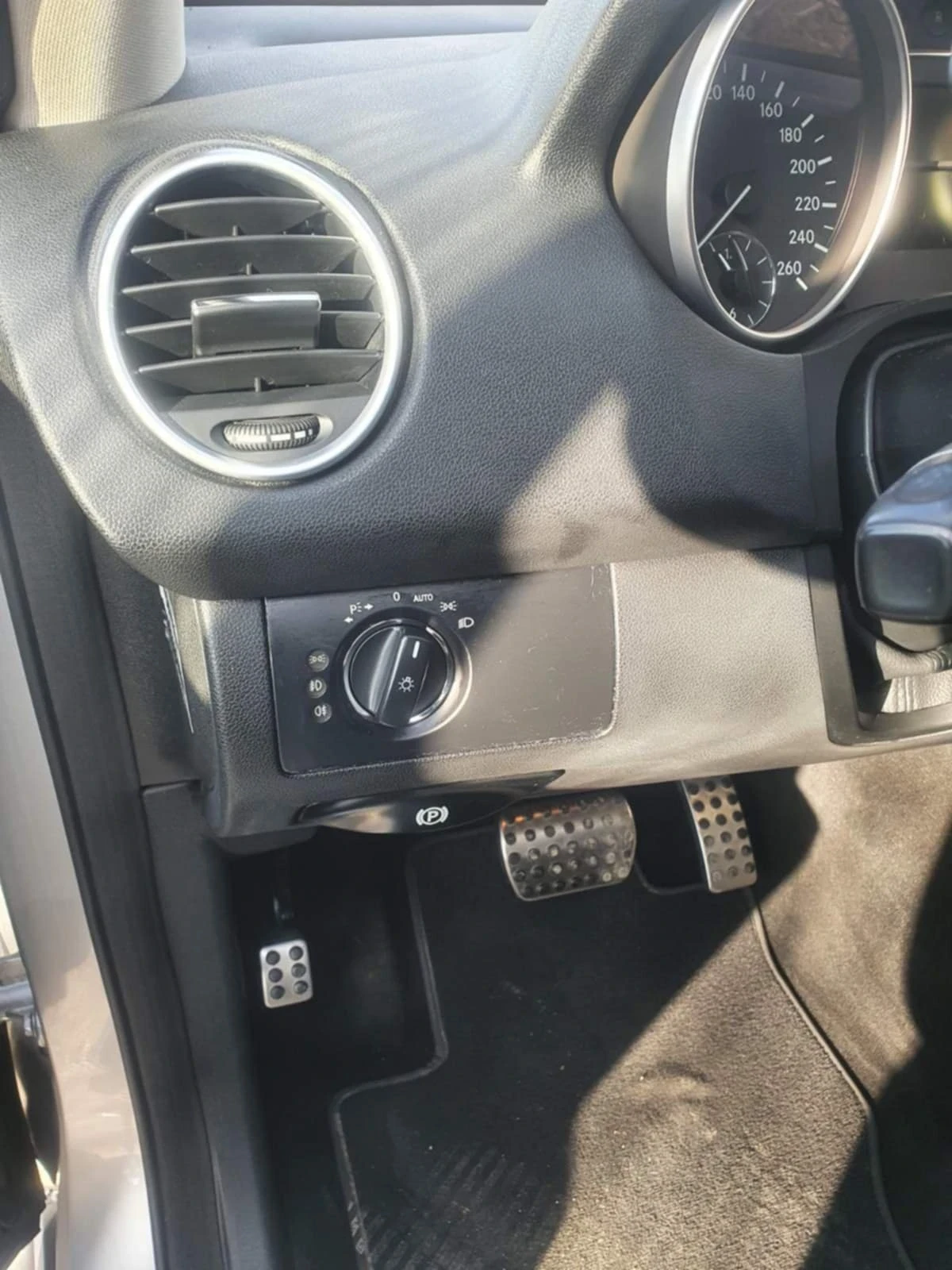Mercedes-Benz ML 420 FULL ЕКСТРИ  - изображение 8