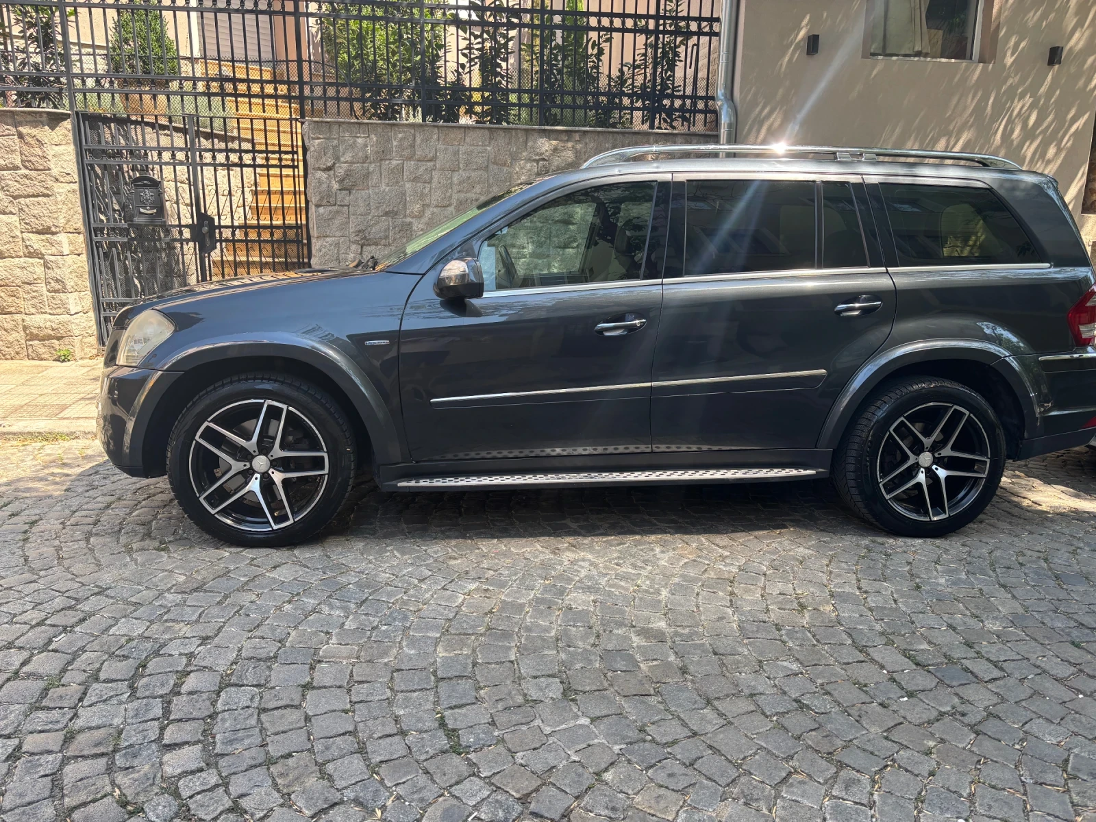 Mercedes-Benz GL 350  - изображение 2