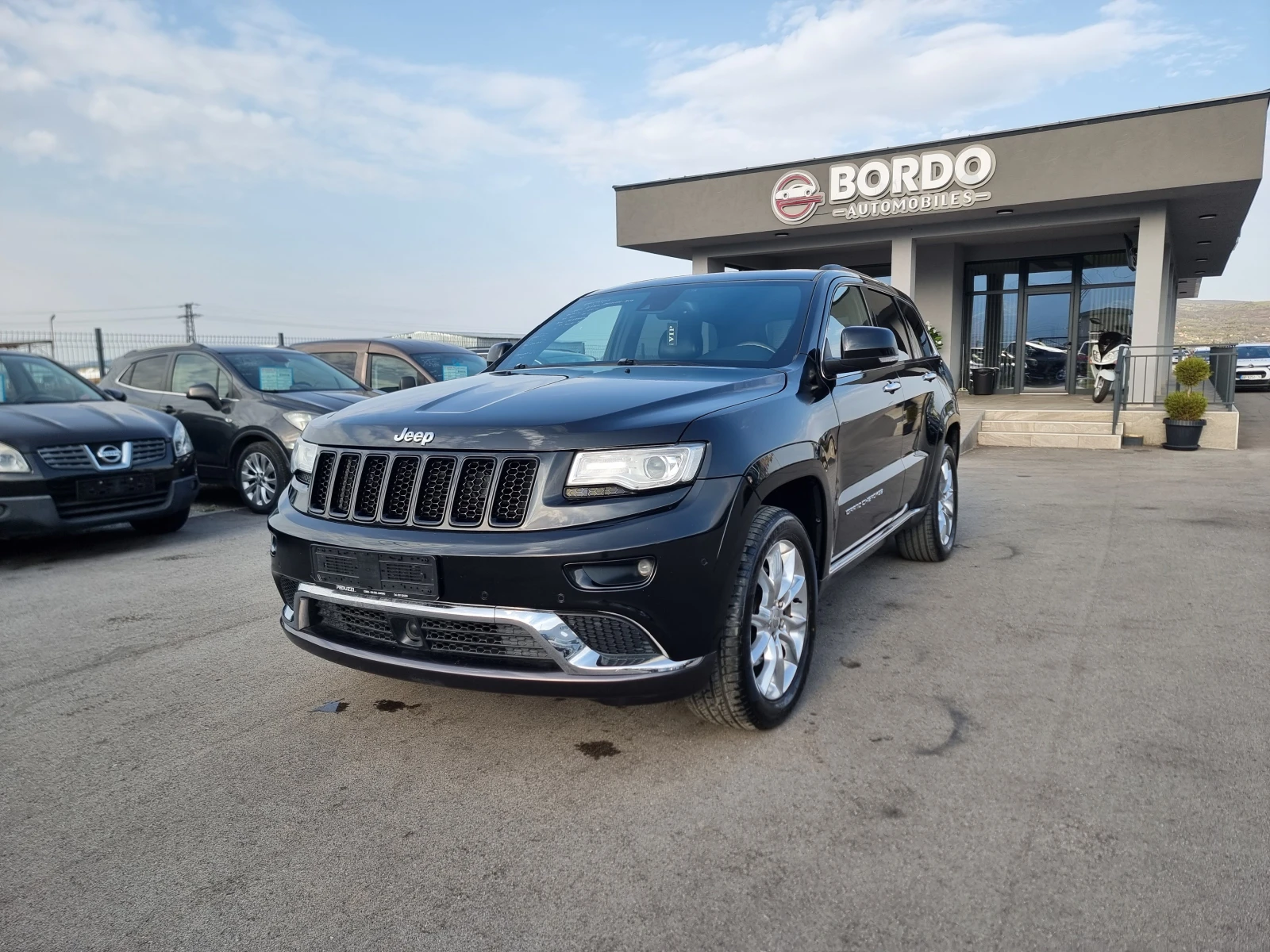 Jeep Grand cherokee 3.0D SUMMIT, снимка 2 - Автомобили и джипове - 54199950