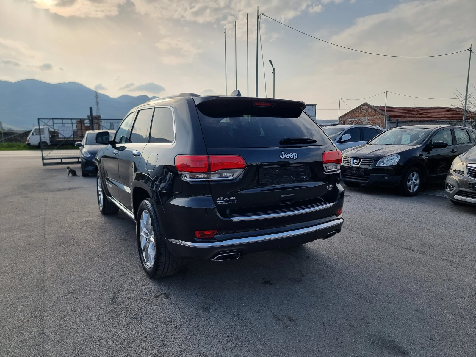 Jeep Grand cherokee 3.0D SUMMIT, снимка 5 - Автомобили и джипове - 54199950