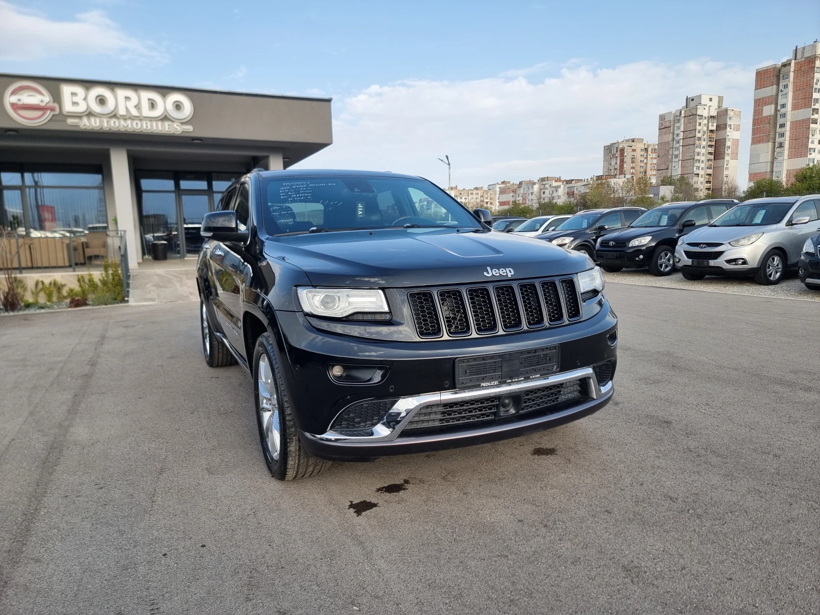 Jeep Grand cherokee 3.0D SUMMIT, снимка 9 - Автомобили и джипове - 54199950