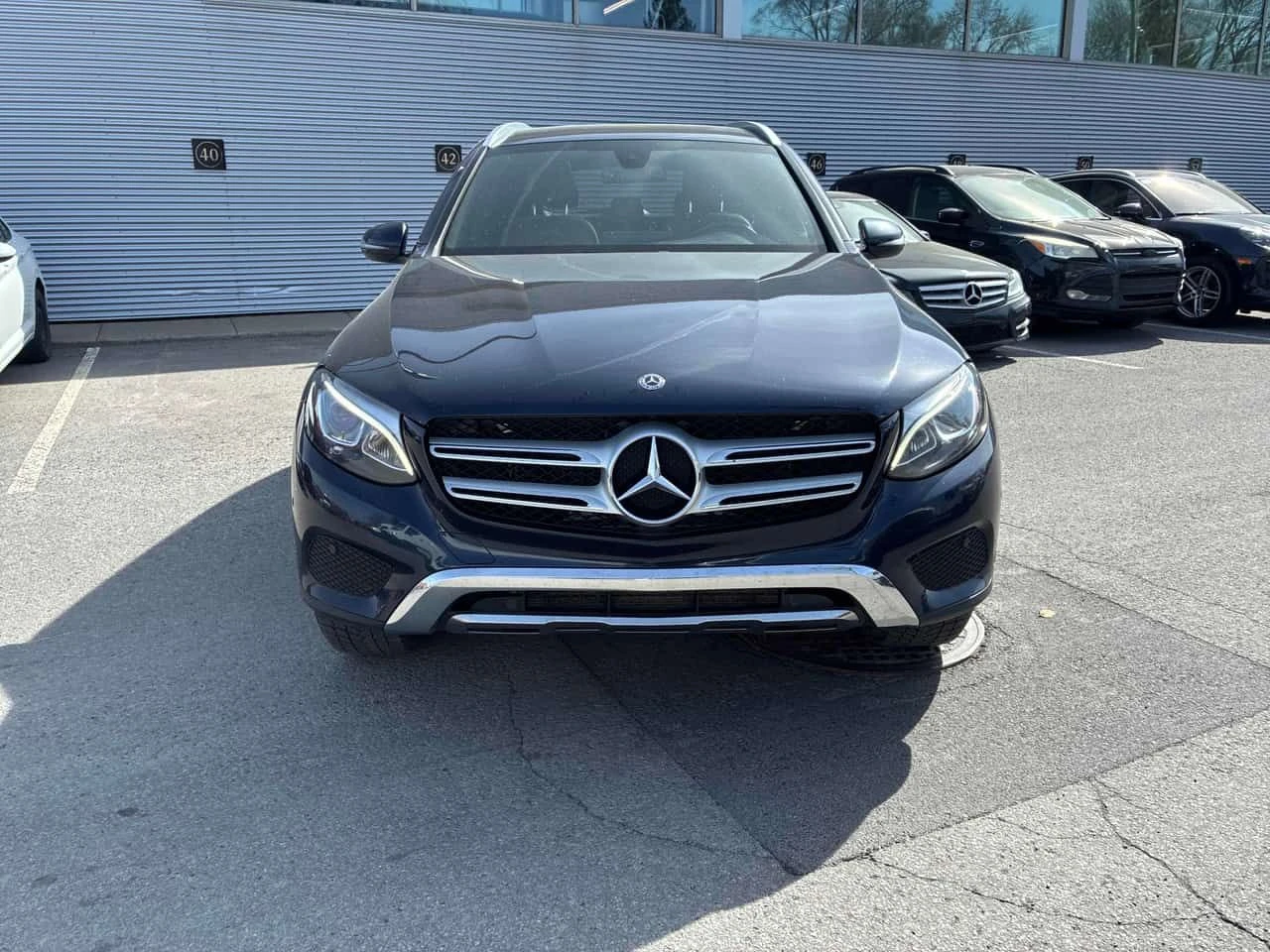 Mercedes-Benz GLC 300 4MATIC* PANORAMA* ПОДГРЕВИ* , снимка 6 - Автомобили и джипове - 54345564