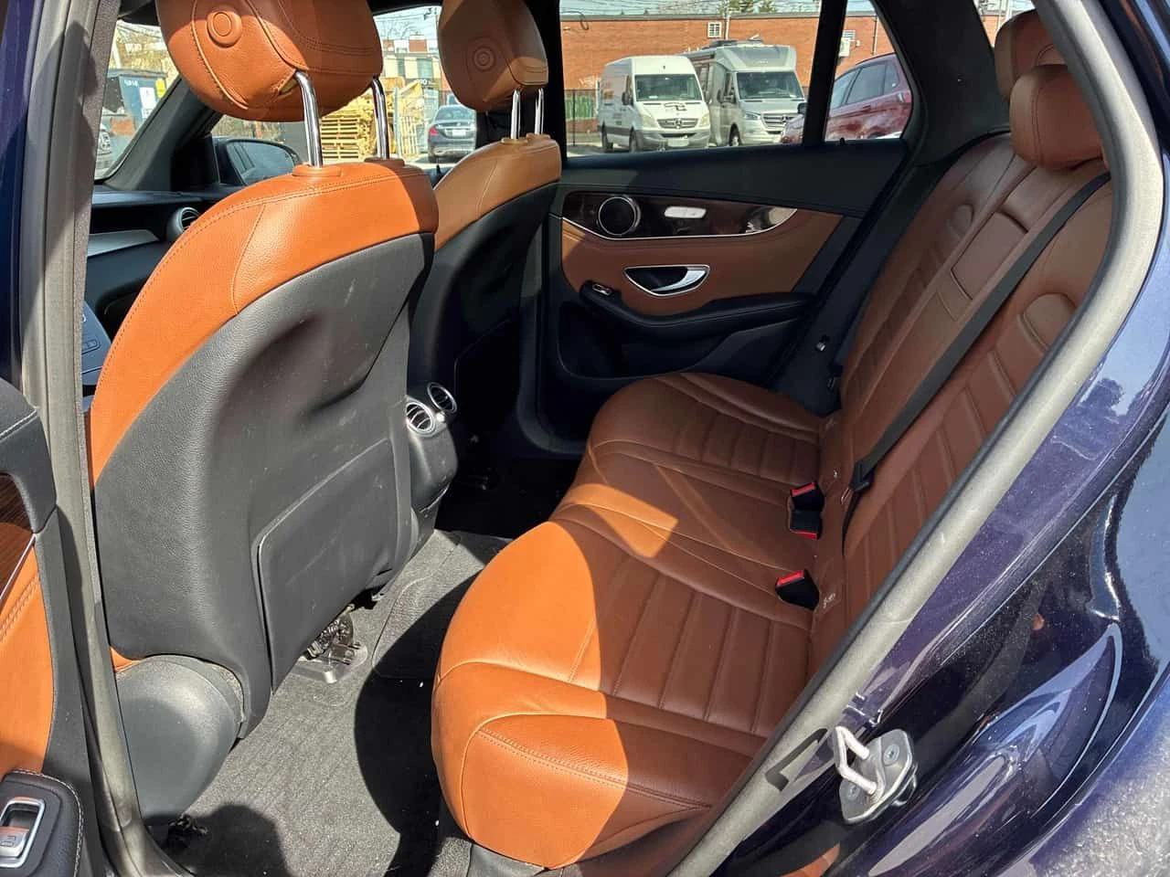 Mercedes-Benz GLC 300 4MATIC* PANORAMA* ПОДГРЕВИ* , снимка 12 - Автомобили и джипове - 54345564