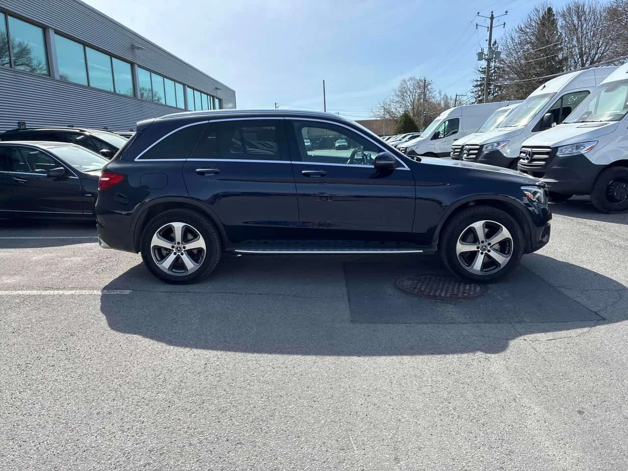 Mercedes-Benz GLC 300 4MATIC* PANORAMA* ПОДГРЕВИ* , снимка 3 - Автомобили и джипове - 54345564