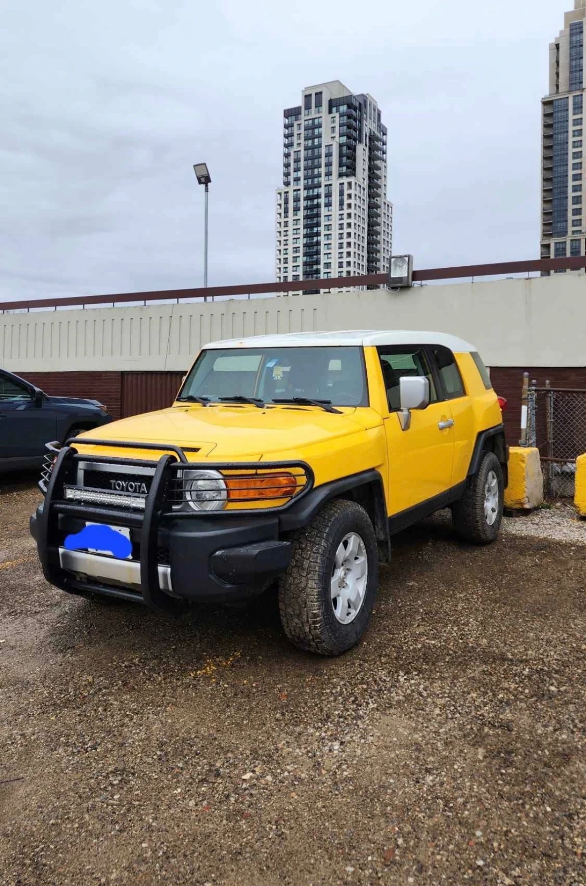 Toyota Fj cruiser 4.0 V6 * 4WD * CARFAX * ЦЕНА ДО БГ * 