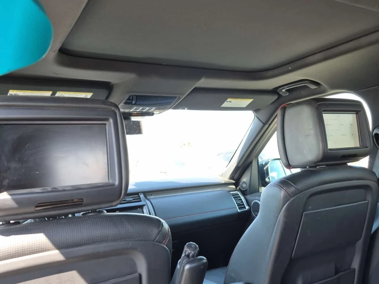 Land Rover Discovery HSE LUXURY| PANO| HUD| ПАМЕТ| 7 МЕСТЕН| 2 КЛЮЧА , снимка 13 - Автомобили и джипове - 54411946