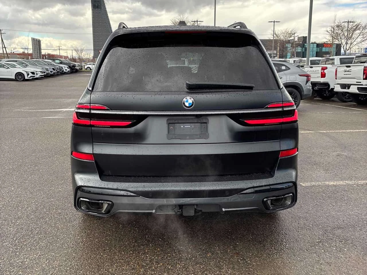 BMW X7 xDrive40i| M SPORT| SHADOW| HUD| DISTR| 360| HAR/K, снимка 5 - Автомобили и джипове - 54479877