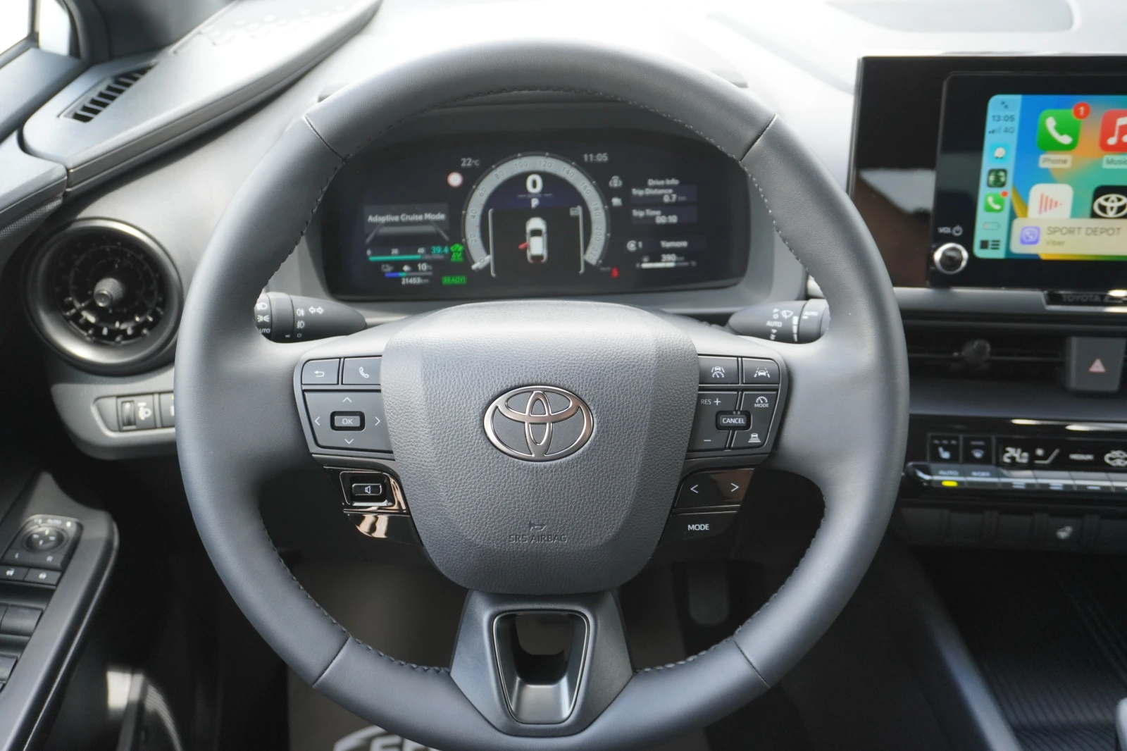 Toyota C-HR 2.0i Plug-in Hybrid 223KC, 20.000km!! КАТО НОВ!, снимка 10 - Автомобили и джипове - 55221092