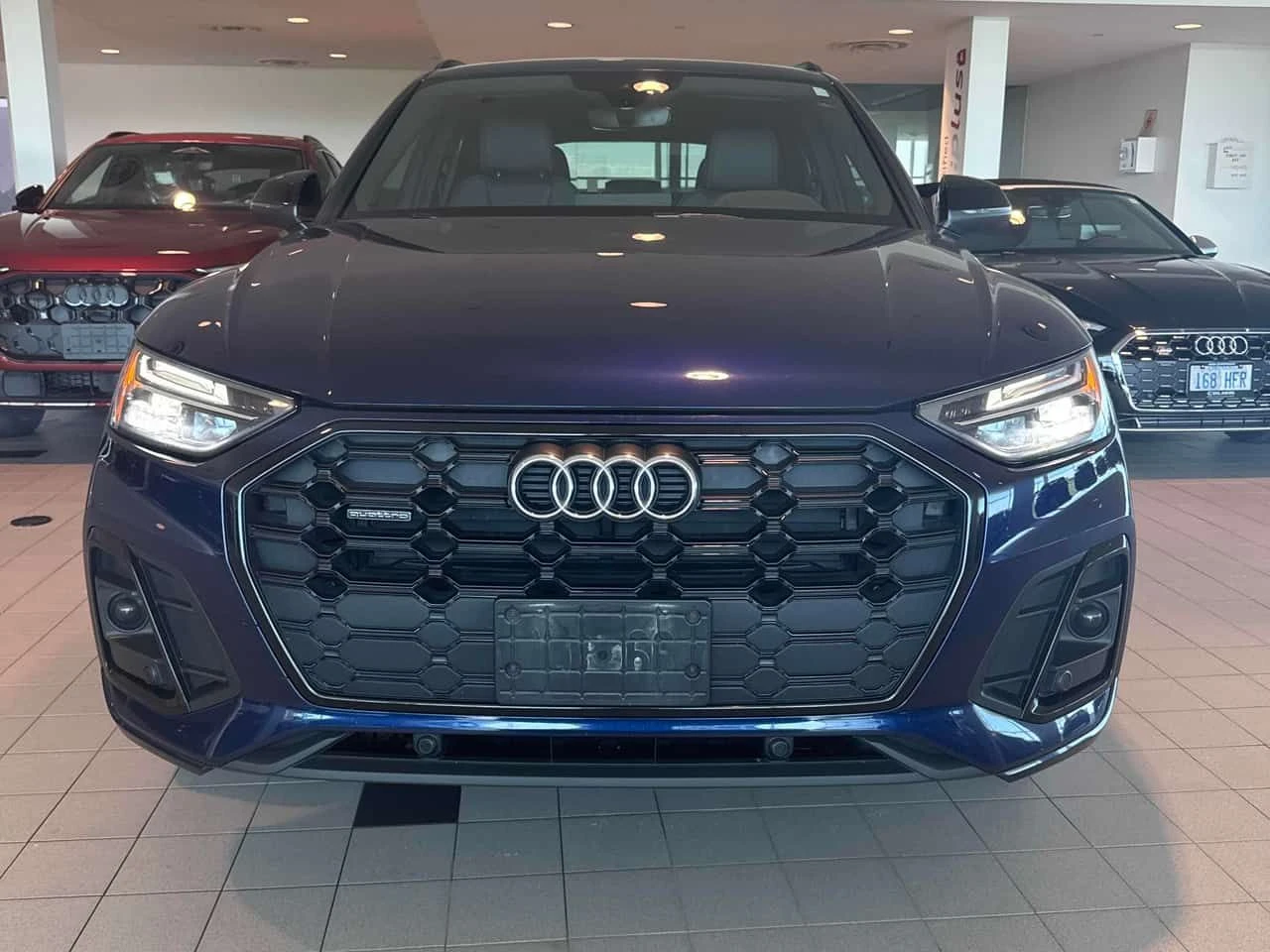 Audi Q5 * CARFAX * ДИСТРОНИК * ОБДУХВАНЕ * БЕЗ ЗАБЕЛЕЖКА *, снимка 5 - Автомобили и джипове - 55245396