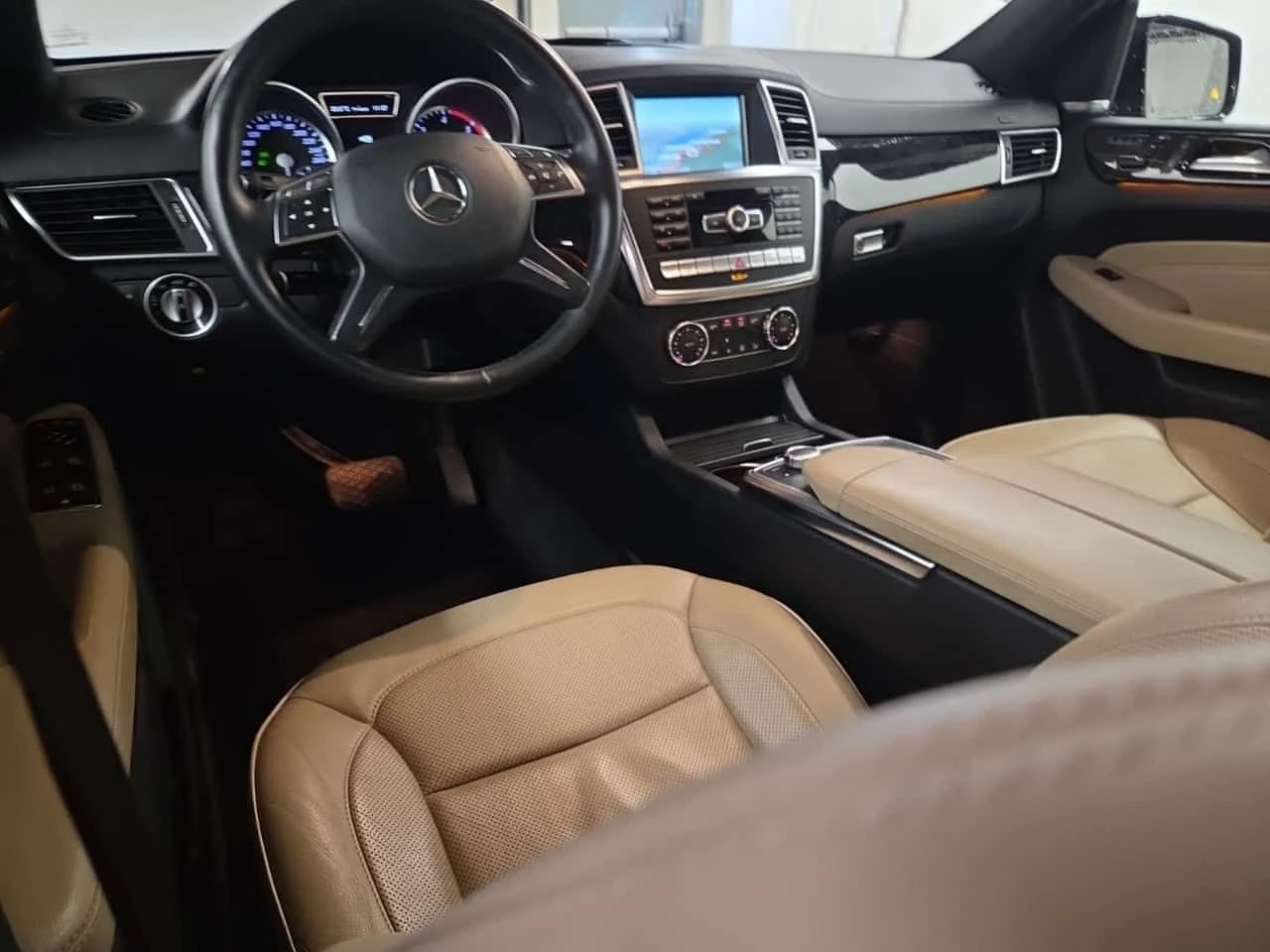 Mercedes-Benz ML 350 * BLUETEC * CARFAX * ЦЕНА ДО БГ, снимка 7 - Автомобили и джипове - 55260949