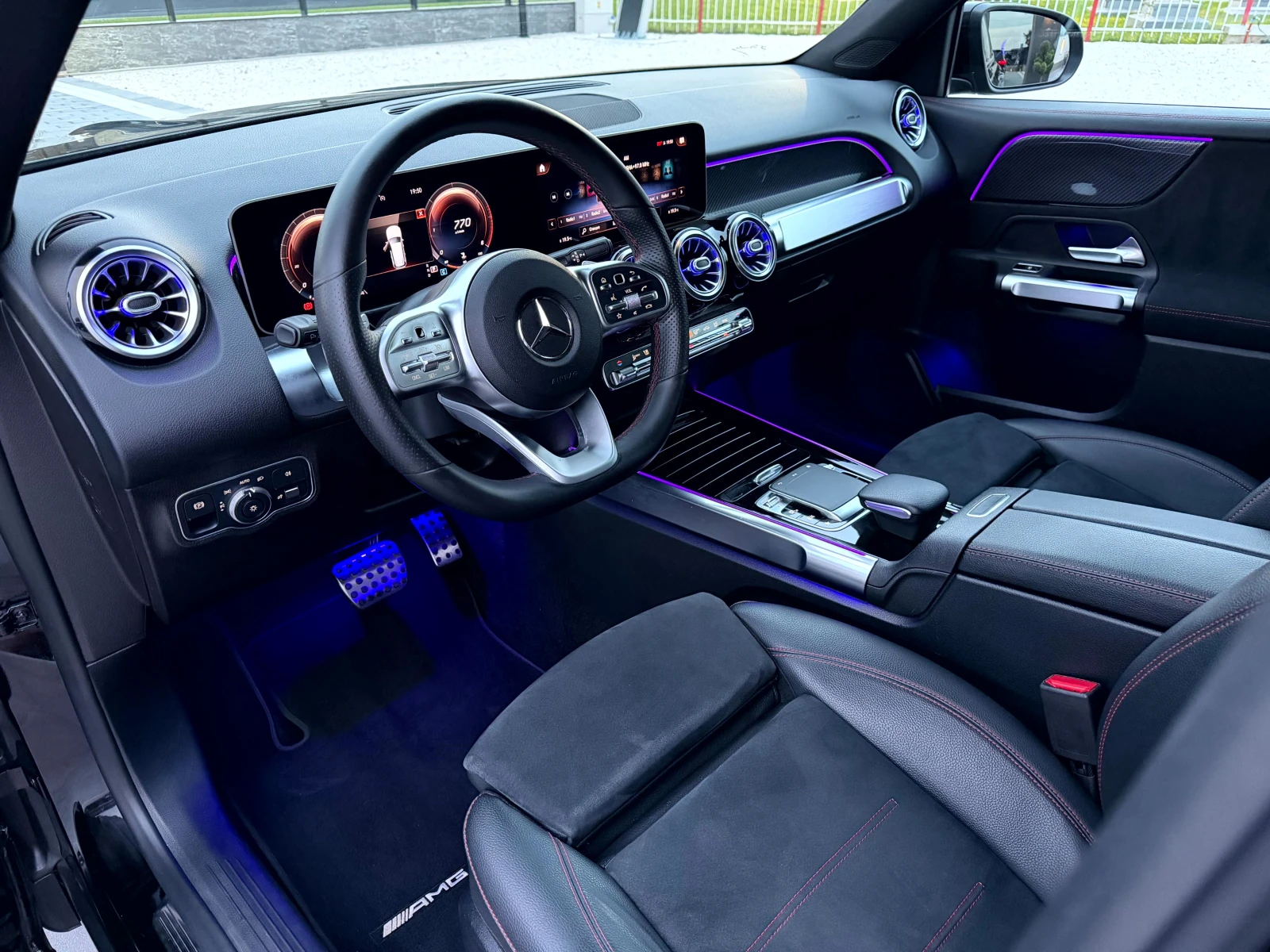 Mercedes-Benz GLB 200 d 150к.с AMG PREMIUM NIGHT EDITION, снимка 8 - Автомобили и джипове - 55397118