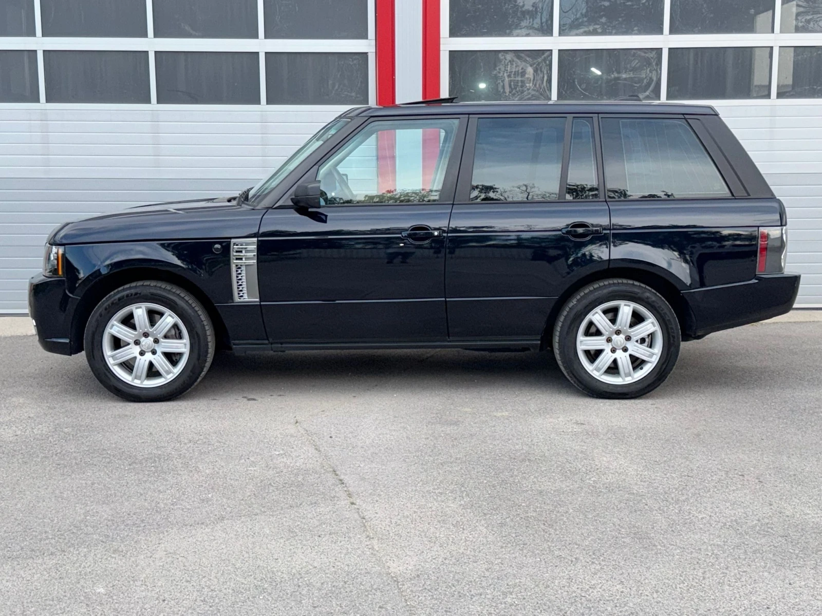 Land Rover Range rover 3.6D HSE AUTOMATIK NAVI KAMERA ЛИЗИНГ!!!, снимка 6 - Автомобили и джипове - 55826054