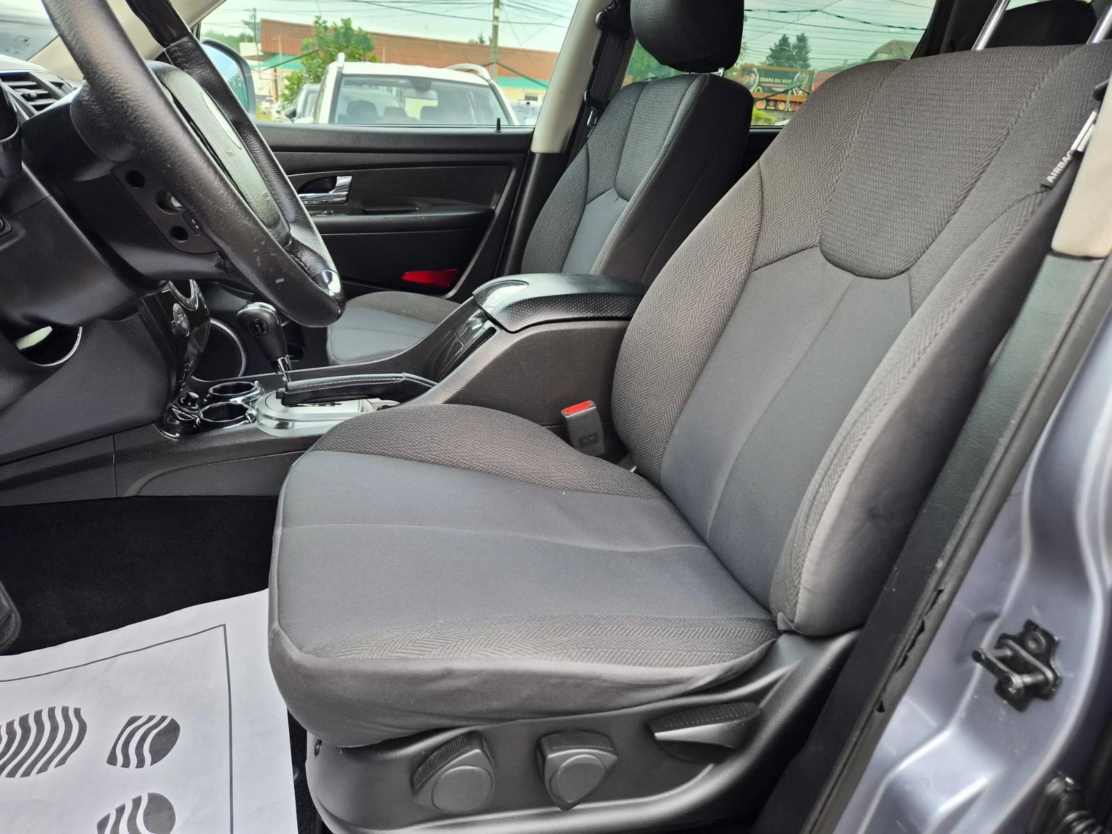 SsangYong Rexton 2.0D-AUTOMATIC-7 МЕСТА, снимка 7 - Автомобили и джипове - 55837754