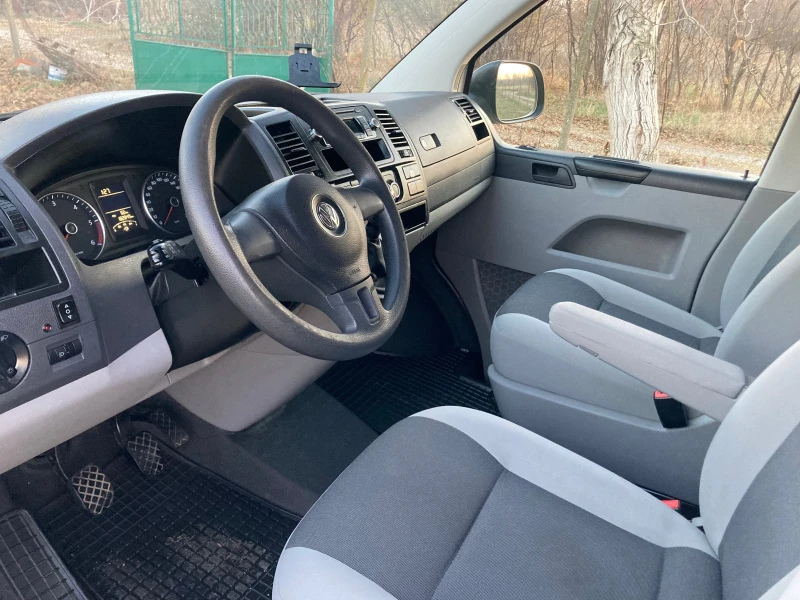 VW Transporter T5 2.0 TDI Long, снимка 8 - Бусове и автобуси - 48441214