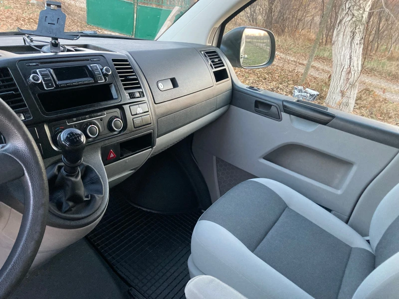 VW Transporter T5 2.0 TDI Long, снимка 10 - Бусове и автобуси - 48441214