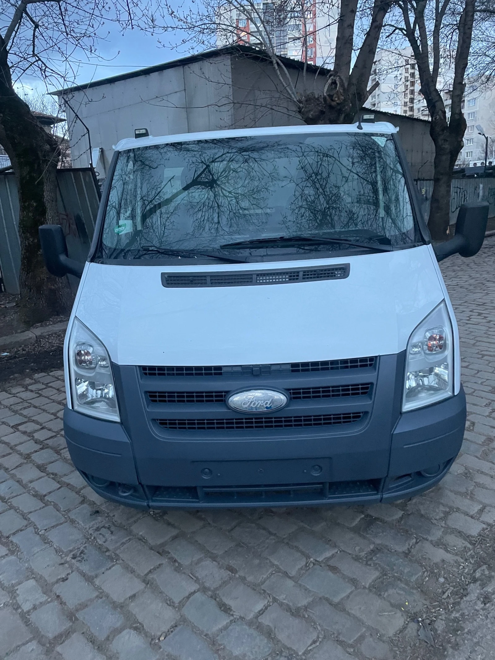 Ford Transit 2.4TDCi шаси - изображение 4