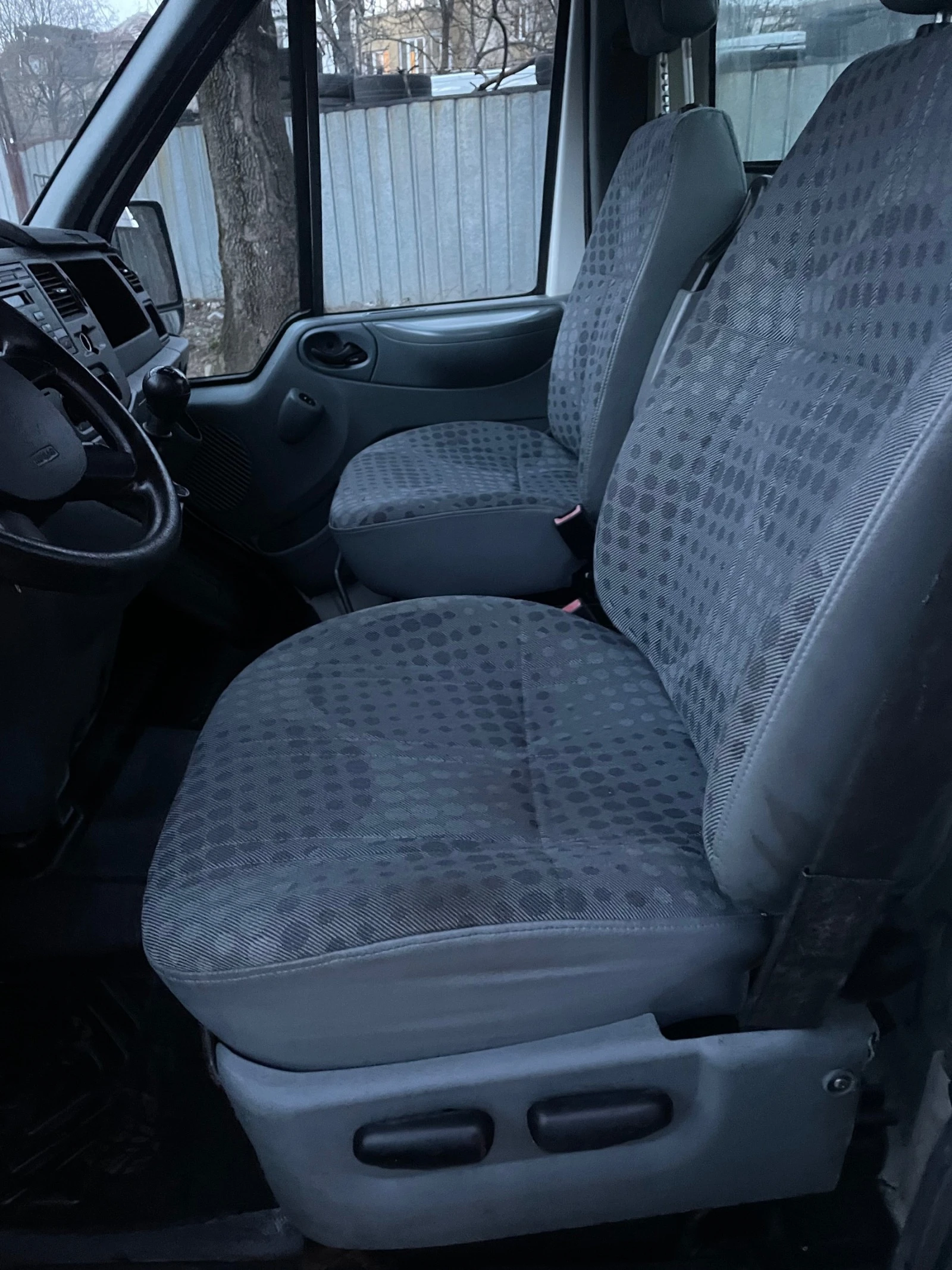 Ford Transit 2.4TDCi шаси - изображение 6