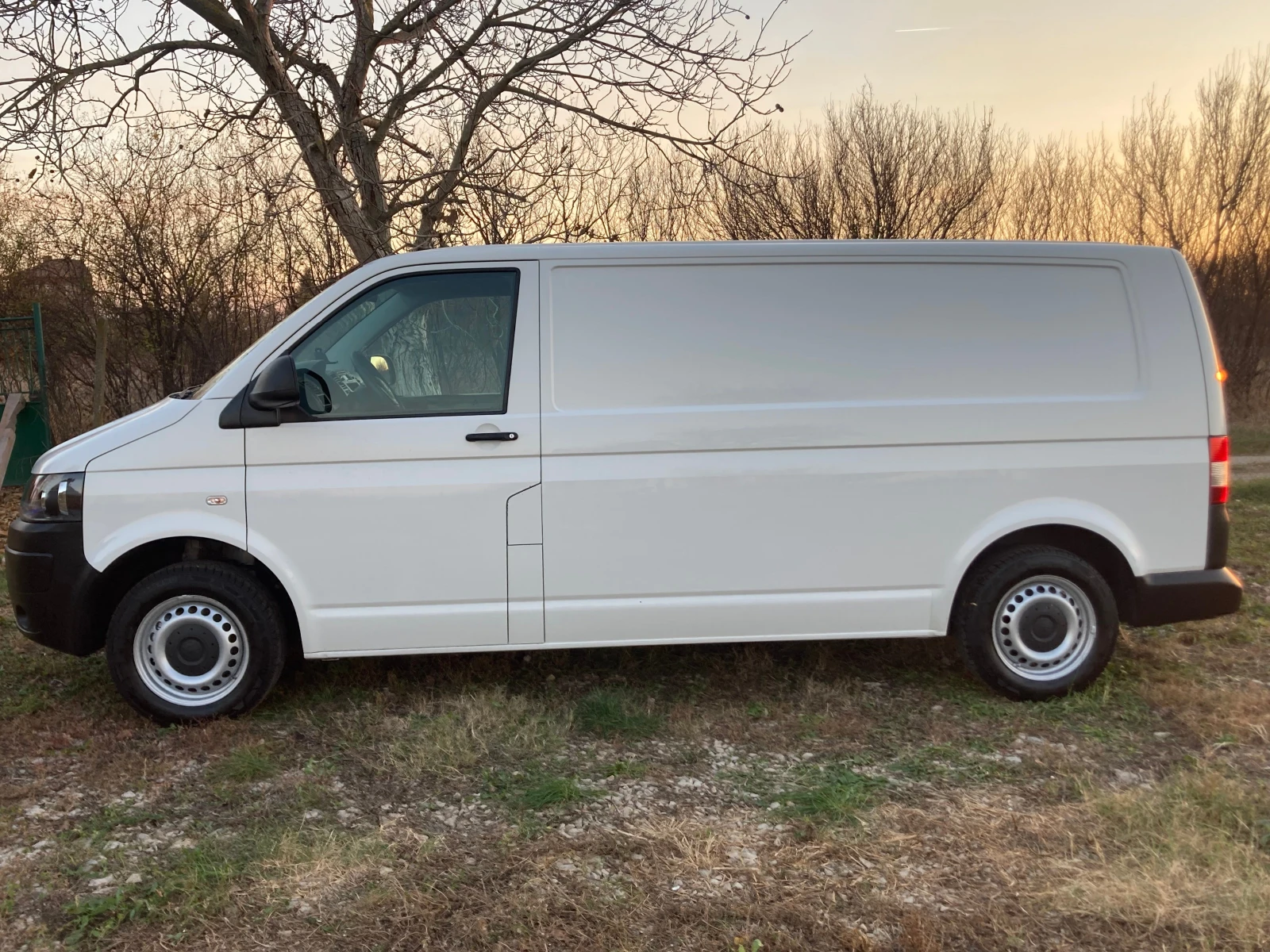 VW Transporter T5 2.0 TDI Long - изображение 4