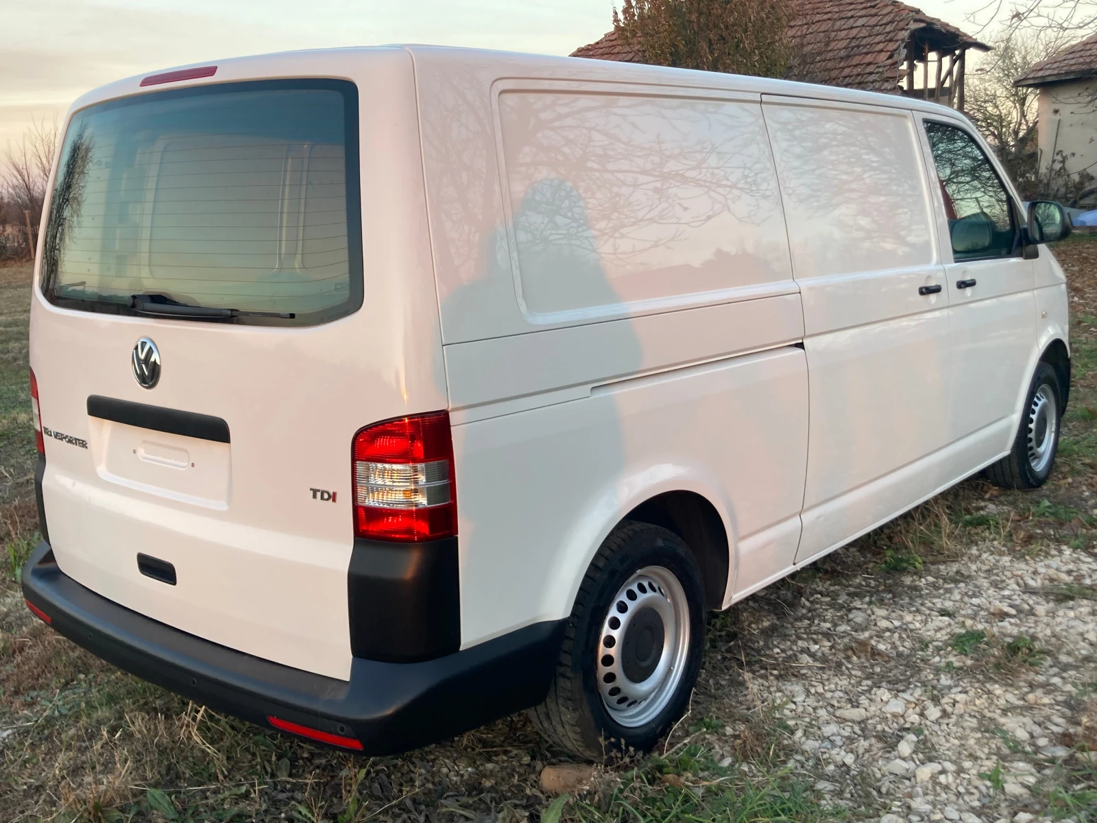 VW Transporter T5 2.0 TDI Long - изображение 6