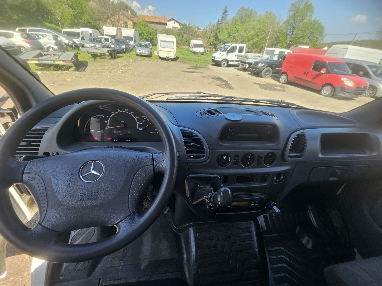 Mercedes-Benz Sprinter 313 2.2 TDI - изображение 9