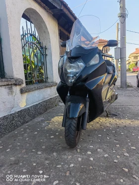 Обява за продажба на Honda Silver Wing ~2 700 лв. - изображение 1