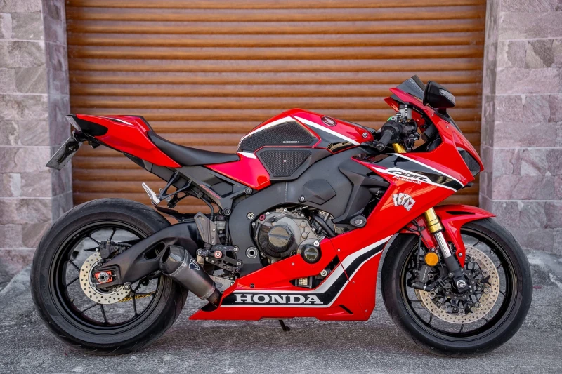 Honda Cbr, снимка 17 - Мотоциклети и мототехника - 51685176