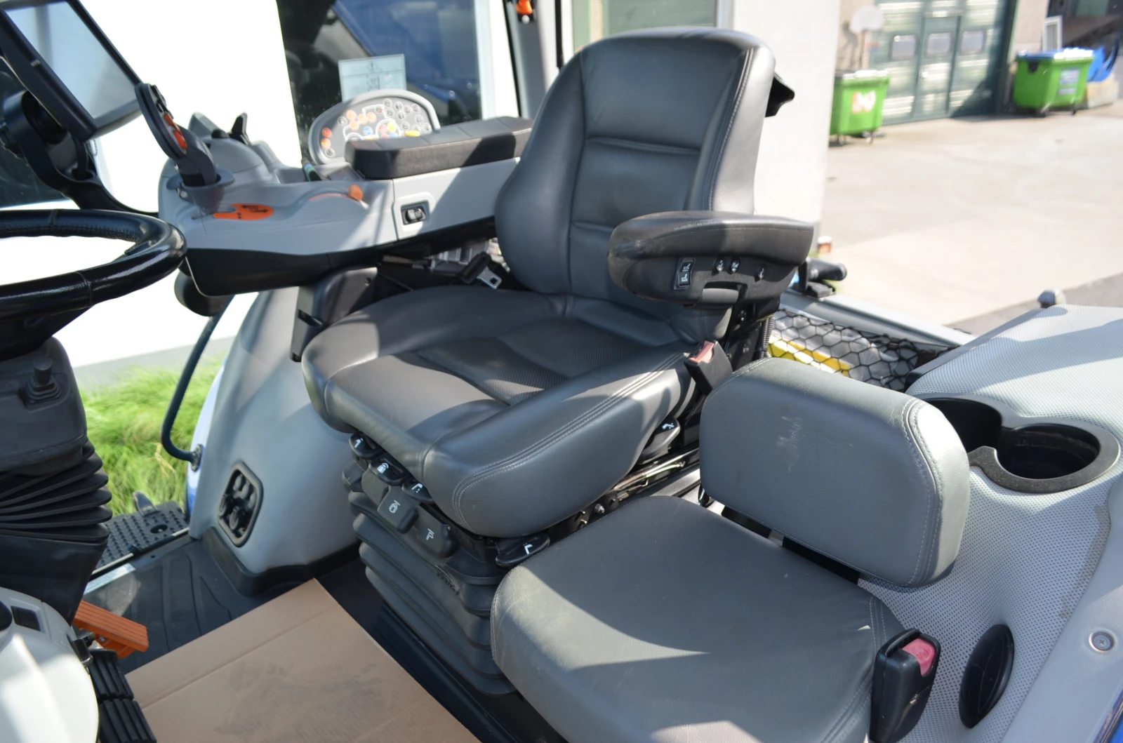 Трактор CASE IH  T8.435 Autocommand  - изображение 9