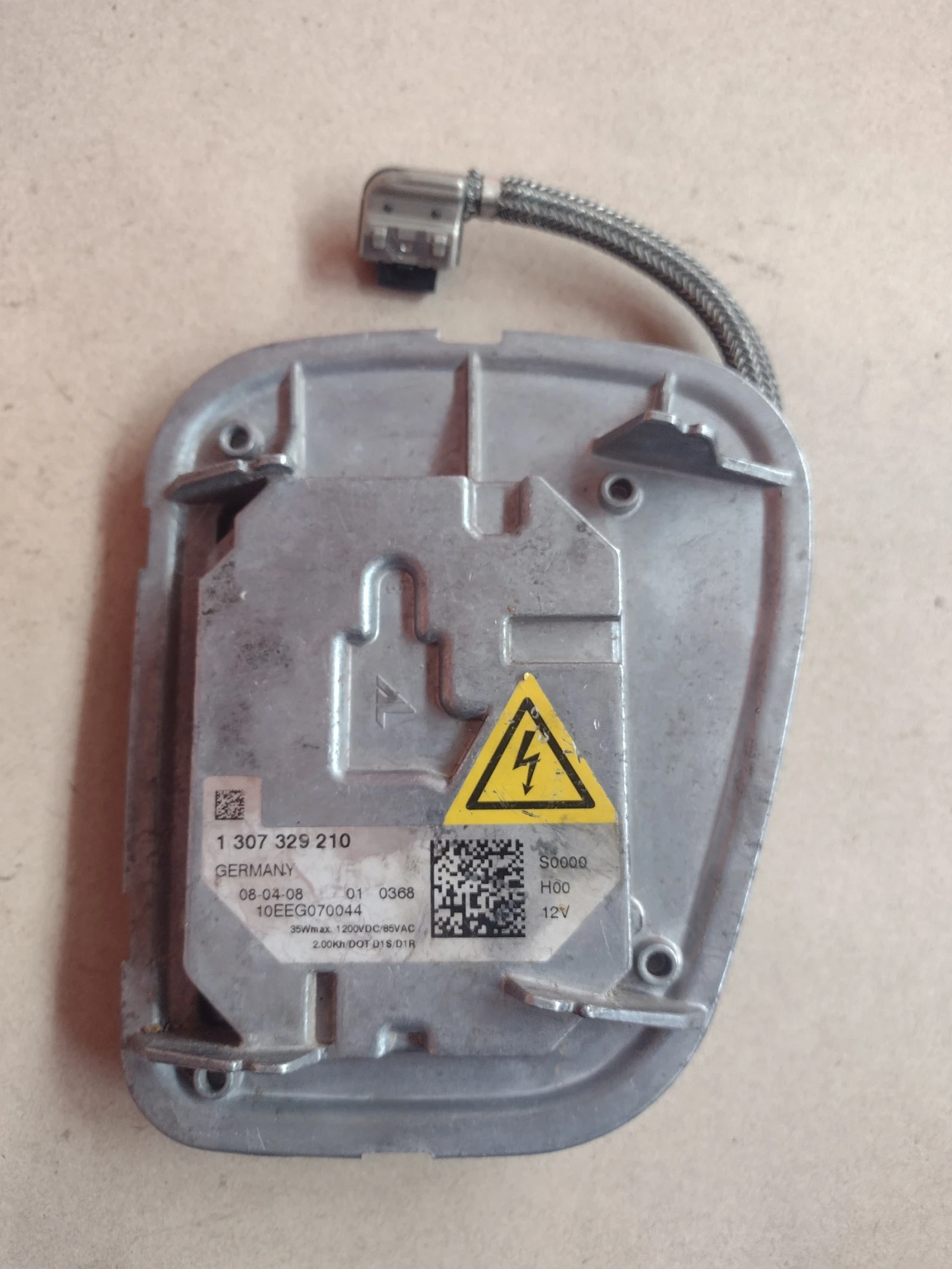 1 307 329 210  1307329210 XENON BALLAST   VOLVO  S40, V50 10EEG070044 | Mobile.bg   1