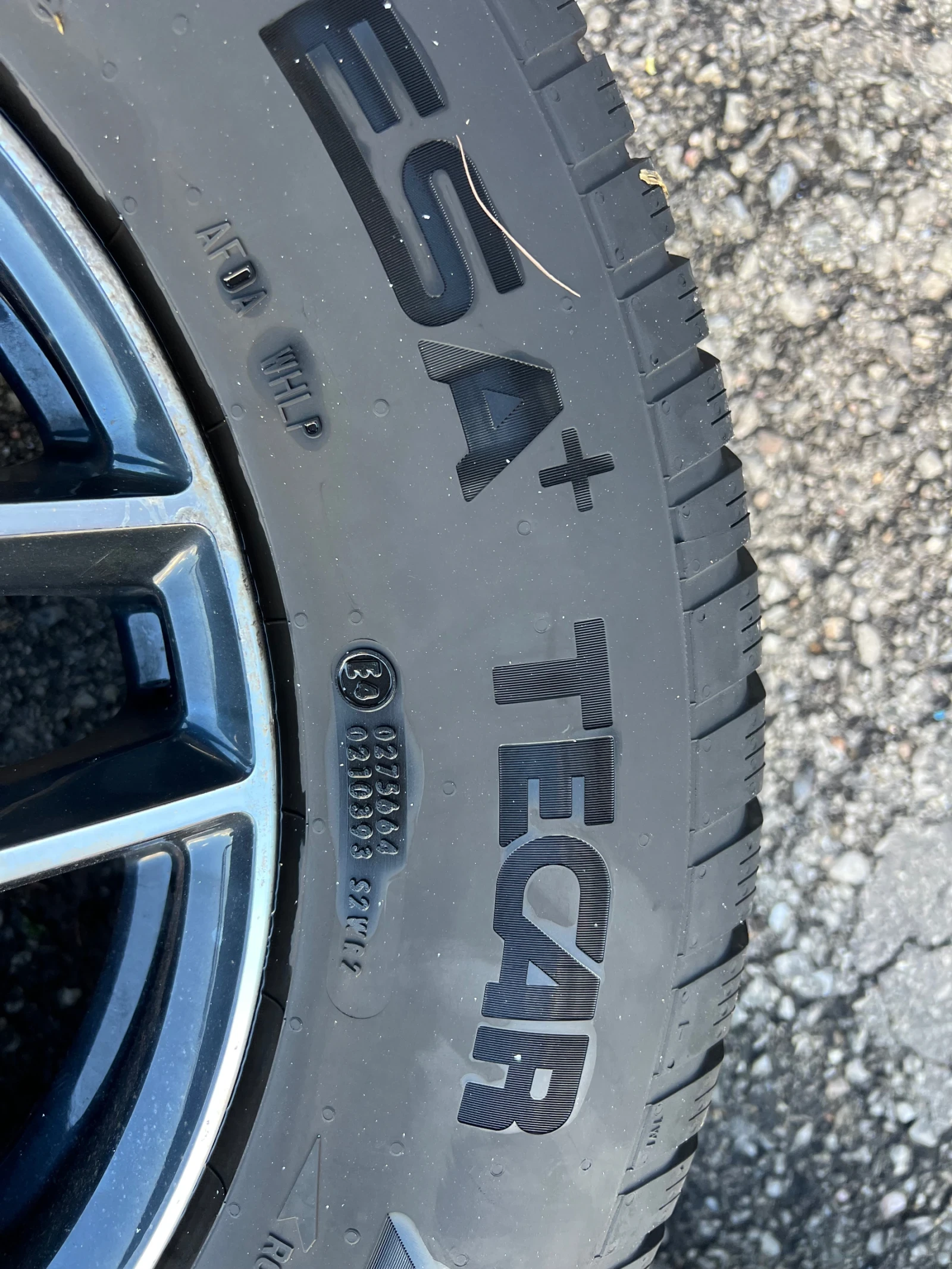    215/70R16  Mitsubishi Outlander | Mobile.bg   3