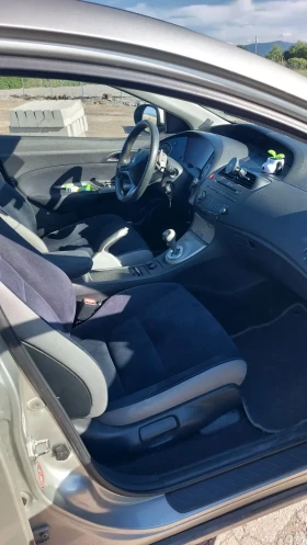 Honda Civic 1.8L I-VTEC газ/бензин, снимка 9