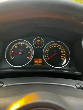 Opel Zafira 1.9 CDTI 16v 150к.с, снимка 13