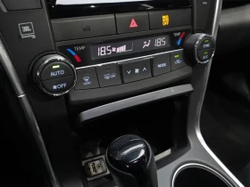 Toyota Camry 2.5XLE, снимка 17
