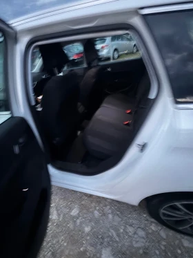 Обява за продажба на Peugeot 308 1.6HDI Face ~9 500 лв. - изображение 11 | Auto.bg Обява за продажба на Peugeot 308 1.6HDI Face ~9 500 лв. - изображение 11