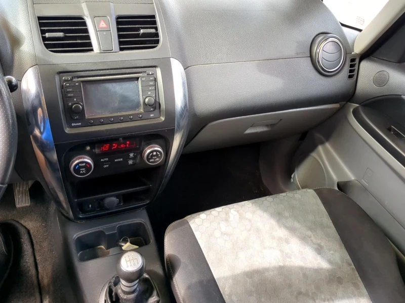 Suzuki SX4 2.0 DDIS GLX 4X4, снимка 12 - Автомобили и джипове - 47190561