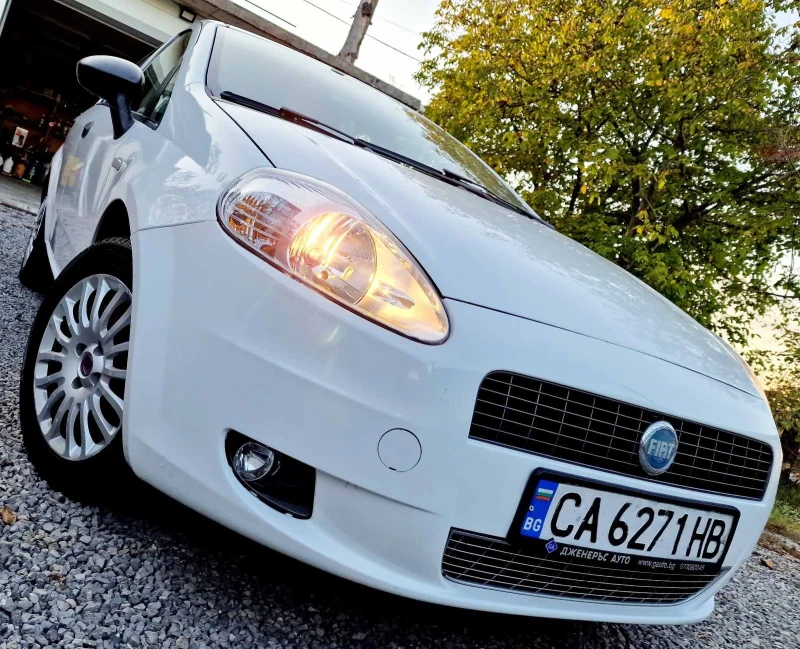 Fiat Punto Grande Punto 1.2, снимка 2 - Автомобили и джипове - 47591560