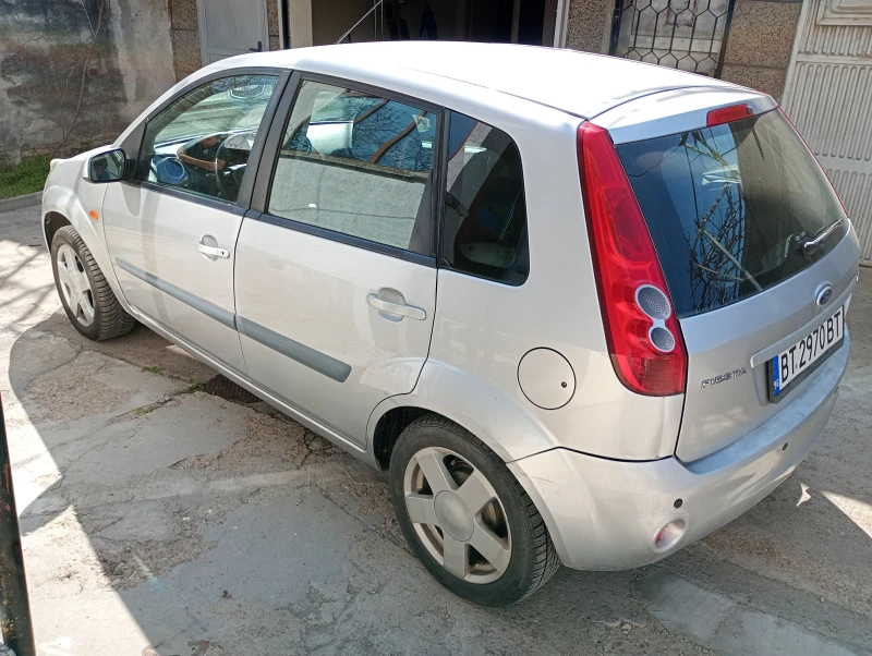 Ford Fiesta, снимка 5 - Автомобили и джипове - 49595271