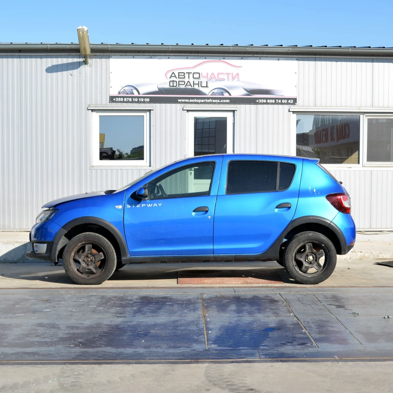 Dacia Sandero 0.9 Turbo, снимка 2 - Автомобили и джипове - 50767877