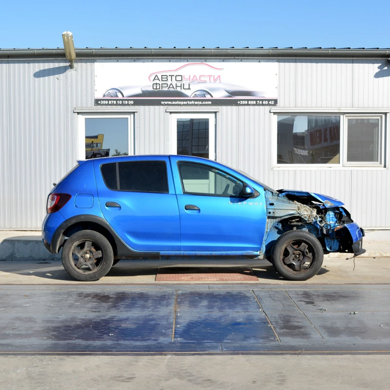 Dacia Sandero 0.9 Turbo, снимка 3 - Автомобили и джипове - 50767877